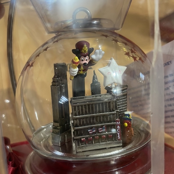 🆕. NRFB Macys Lenox Christmas Hanging Ornaments 🎄 - Picture 2 of 10